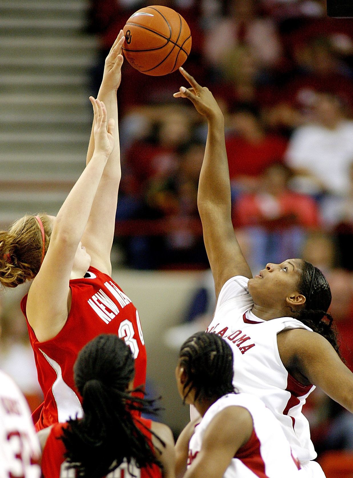 Courtney Paris returning to OU
